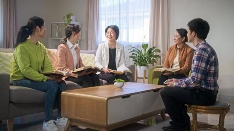 Sa Pagbitiw sa Katayuan, Ako ay Napalaya