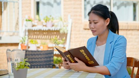 Ang Pasanin ng Pagiging Mapagpaimbabaw